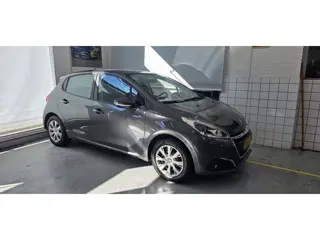 Peugeot 208 1.2 PureTech Blue Lion