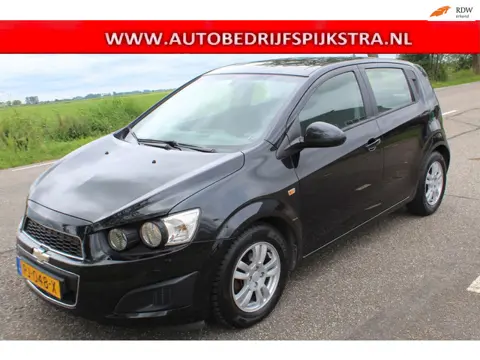 Chevrolet Aveo 1.4 LT // 5-DRS / AIRCO / CARPLAY //