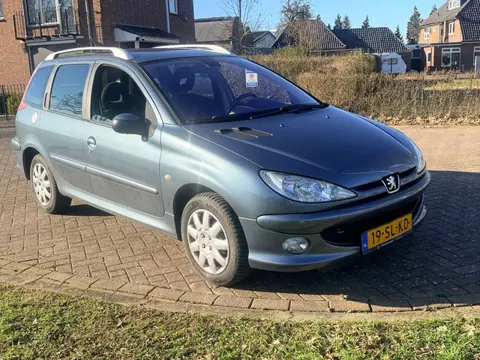 Peugeot 206 SW 1.6-16V Air-line 3
