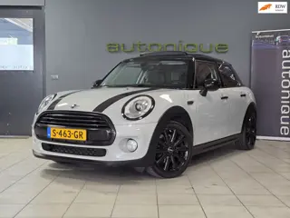 Mini 5-Deurs 1.5 Cooper Chili Serious Business Panodak/sportleder/navi/ambi-light