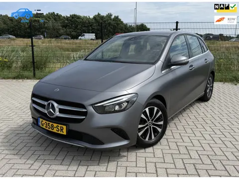 Mercedes-Benz B-klasse 180 Business Solution Plus CarPlay | Camera | groot NAVI