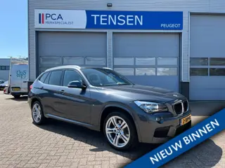 BMW X1 XDrive20i Business | M-Sport Pakket | Afneembare Trekhaak | Parkeersensoren |