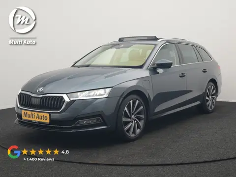Škoda Octavia Combi 1.4 TSI Sportline Business Plug In Hybrid 204pk Dealer O.H PHEV | Panodak | Adap