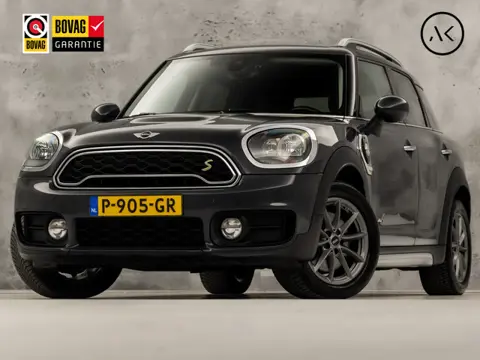 MINI Countryman 1.5 Cooper ALL4 Chili 225Pk Automaat (APPLE CARPLAY, GROOT NAVI, LEDER, STOELVERWARM