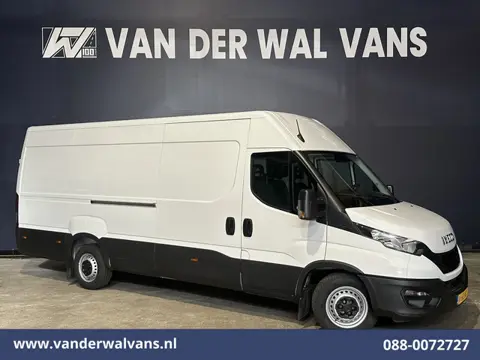 Iveco Daily 35S16 157pk L3H2 Euro6 Airco | 3500kg trekvermogen | Parkeersensoren Bijrijdersbank