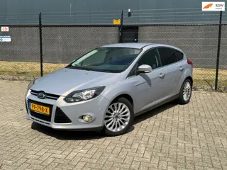 Ford Focus 1.6 EcoBoost Titanium-CruiseControl-Parkeersensoren