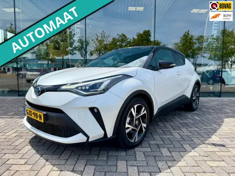 Toyota C-HR 1.8 Hybrid Style 122pk Bi-Tone, CarPlay, Camera, Stoel-stuurverw,
