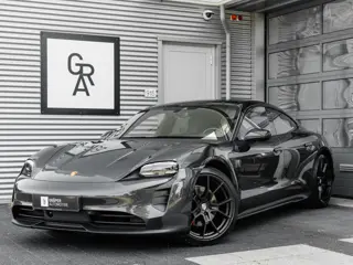 Porsche Taycan 4S Performance Boost 93 kWh | PANORAMA | SPORTDESIGN | 21" | BOSE