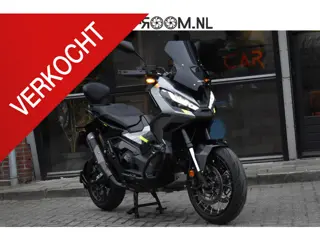 Honda NC 750 X-ADV Akrapovic Rugleuning Mistlampen