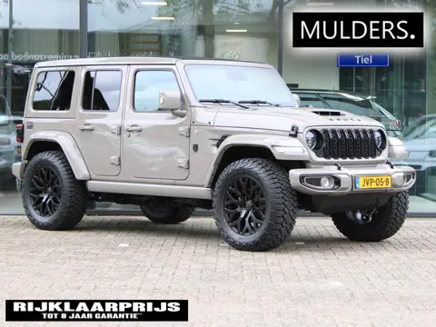 Jeep Wrangler Unlimited 4xe 380 Brute Custom Conversion Skyview | Alcantara / Treeplanken / 20inch /