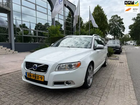 Volvo V70 2.0T R-Edition leder int,navi ,trekhaak,apk