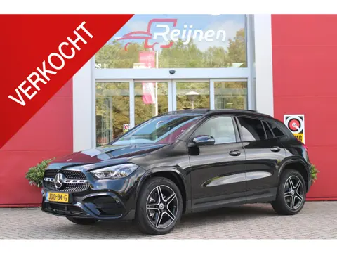 Mercedes-Benz GLA-klasse 250 e AMG LINE "NIEUW MODEL!" | PANORAMISCH SCHUIF/KANTEL DAK | ELEKTRISCH 