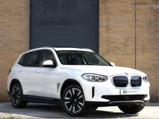 BMW iX3 Executive 80 kWh Pano | Driving Assistant Pro | Leder | Trekhaak | ACC
