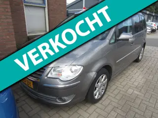 Volkswagen Touran 1.4 TSI Highline Business DSG DEFECT!!