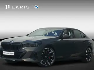 BMW 5 Serie Sedan 530e | M Sportpakket Pro | M Multifunctionele voorstoelen | Bowers & Wilkins | Dri