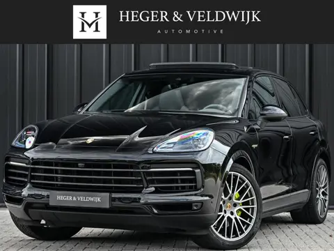Porsche Cayenne 3.0 E-Hybrid Platinum Edition | Panoramadak | 360 Camera | Bose | Sport Chrono | Amb