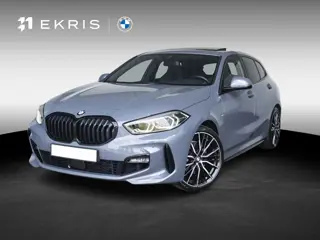 BMW 1 Serie 118i | High Executive | M Sportpakket | 19 inch | Glazen panoramadak | Stoelverwarming |
