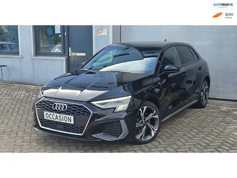 Audi A3 Sportback 40 TFSI-e 3x S-line Keyless Matrix Memory Camera Virtual