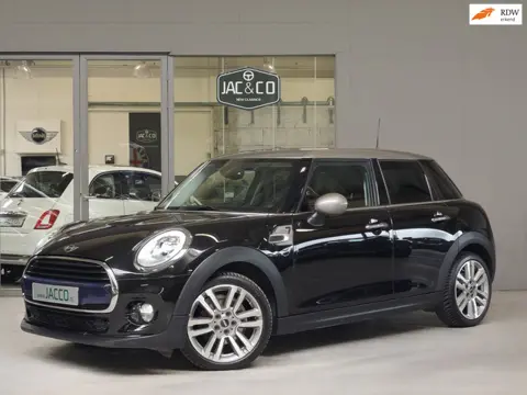 Mini 5-Deurs 1.5 Cooper SEVEN Apple Carplay