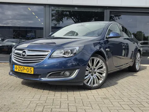 Opel Insignia 2.0 CDTI EcoFLEX Cosmo + BOSE + CAMERA + XENON + VOLLEER