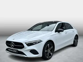Mercedes-Benz A-klasse 250 e Luxury | Panoramadak | Achteruitrijcamera | Stoelverwarming | Sfeerverl