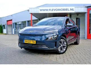 Hyundai Kona EV Comfort 64 kWh Aut. Navi|Adapt.Cruise|1e Eig|Cam|Clima