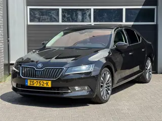 Skoda Superb 1.8 TSI Laurin & Klement Pano, Xenon/Led, Memory Stoel, Camera, Navi