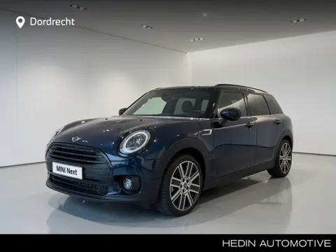 MINI Clubman Cooper MINI Yours | Leder | 18" | Camera | Privacy Glass | Piano Black Exterior