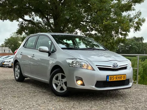Toyota Auris 1.8 Full Hybrid Aspiration | Clima + Cruise nu €8.975,-!!