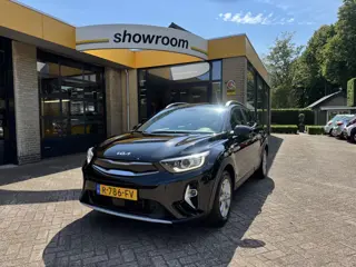 Kia Stonic 1.0 T-GDi MHEV DynamicLine Climate Control Camera Navi Carplay
