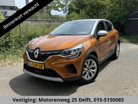 Renault Captur 1.0 TCe 100 Intens . GARANTIE TOT 02-2030! . NAVIGATIE . PARKEERSENSOREN ACHTER . CRU