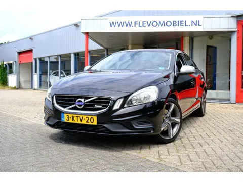 Volvo S60 1.6 T3 150pk R-Design Aut. Navi|Clima|LMV|Half Leder