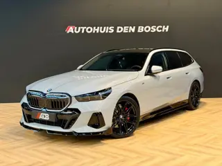 BMW 5-serie Touring 520i M Sport Pro - Pano - HK - Trekhaak