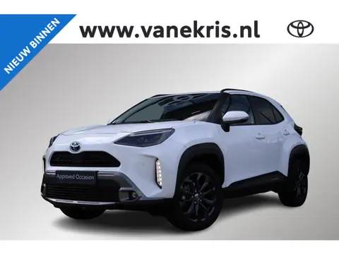 Toyota Yaris Cross 1.5 Hybrid Explore, LM Velgen, Parkeersensoren, Navi, Apple carplay / Android aut