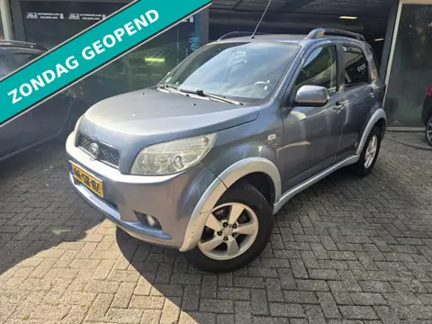 Daihatsu Terios 1.5-16v Exclusive | 2E EIGENAAR |3/6 OF 12MND GARANTIE | AIRCO | LEDER |LMV | NW APK