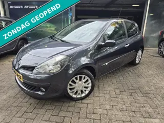 Renault Clio 1.6-16V Initiale | 2E EIGNAAR | 12MND GARANTIE | NW APK | PANO DAK | AIRCO |