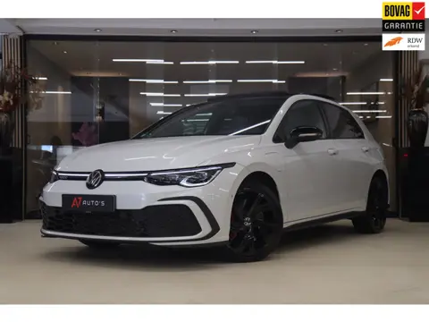 Volkswagen Golf 1.4 eHybrid GTE /PANO/IQLIGHT/CAM/CARPLAY/ACC/KEYLESS/VOL