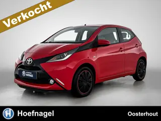 Toyota Aygo 1.0 VVT-i x-play | Automaat | Airco | Camera | Navigatie