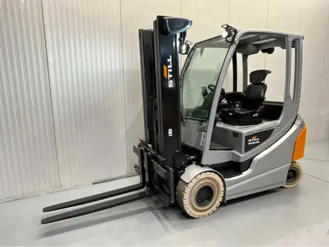 Still RX60-25- 4,9M - Triplex - Freelift - Sideshift
