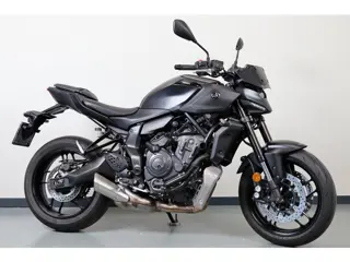 Yamaha MT-07 Y-AMT (bj 2025)