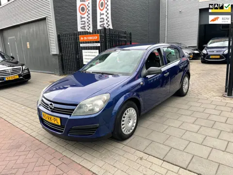 Opel Astra 1.6 Essentia Trekhaak Airco NAP APK