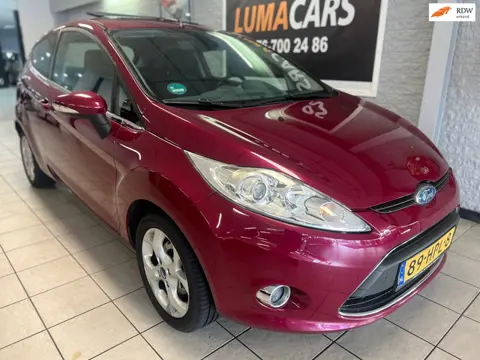 Ford Fiesta 1.25 Titanium | Panorama | Distri* verv. |