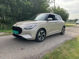 Suzuki Swift 1.2 Style Smart Hybrid 7200km