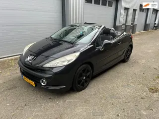 Peugeot 207 CC 1.6 VTi! Airco! 166DKM! Scherm radio! Boekjes