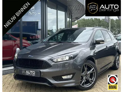 Ford Focus Wagon 1.5 ST-Line | SPORT | 150PK | Trekhaak | 1500KG Trekgewicht | Stoelverwarming | Stu