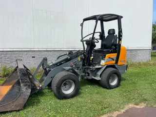 Giant G1500HD Xtra HD assen met kenteken 376 uur!