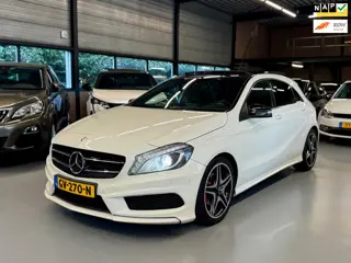 Mercedes-Benz A-klasse 180 AMG Line l Pano | Automaat | Navi