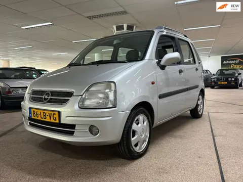 Opel Agila 1.2-16V Elegancenieuwe apk! 155.000km