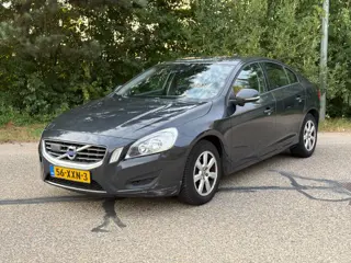 Volvo S60 1.6 T3 Kinetic Airco Dodehoek Detectie Navi NAP