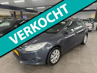 Ford Focus 1.0 EcoBoost EXPORT&HANDEL 5-deurs airco elektrische pakket 102dzkm nap dealer onderhoude